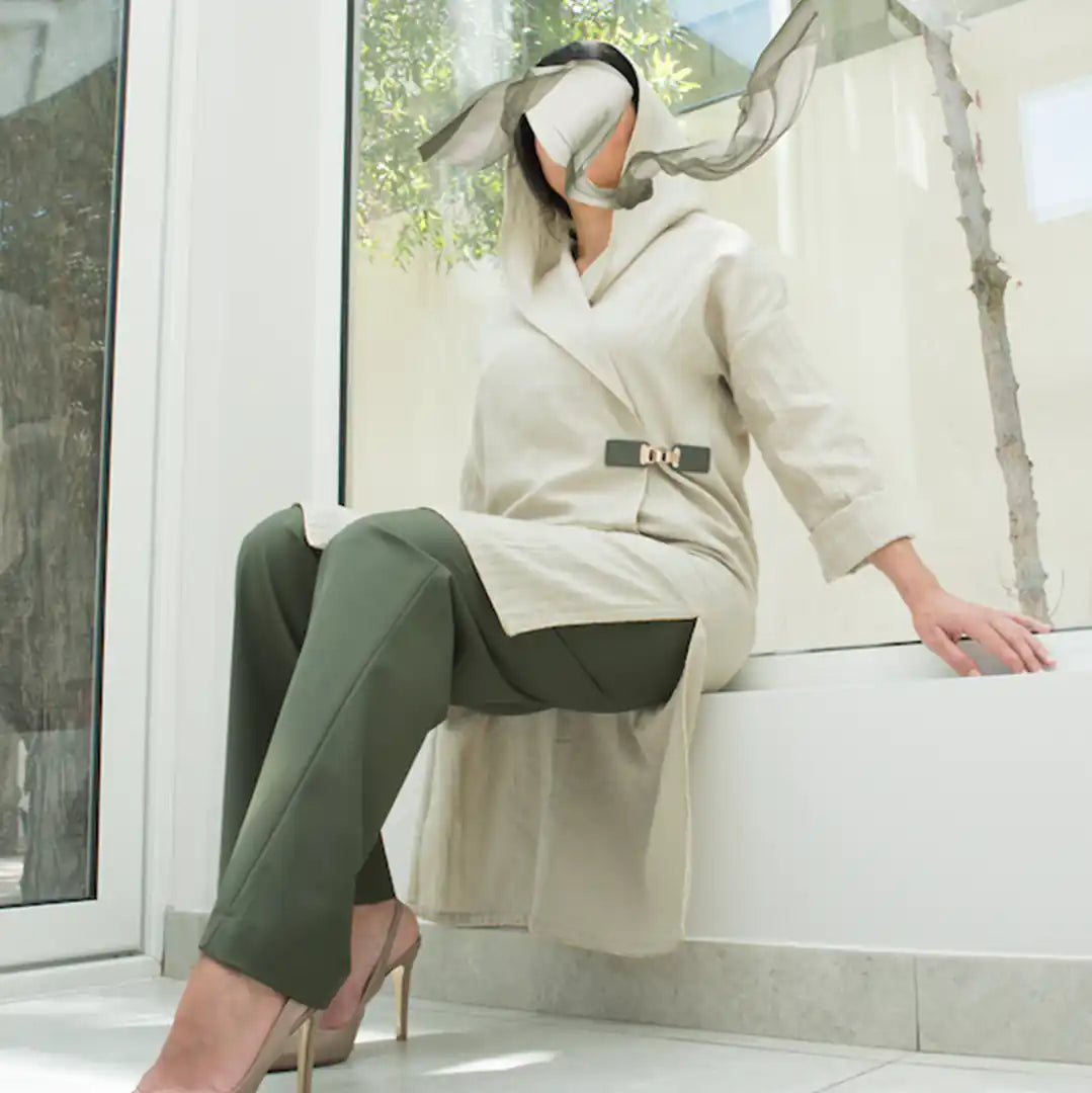 GRID18-LEFT - Raw Mestika