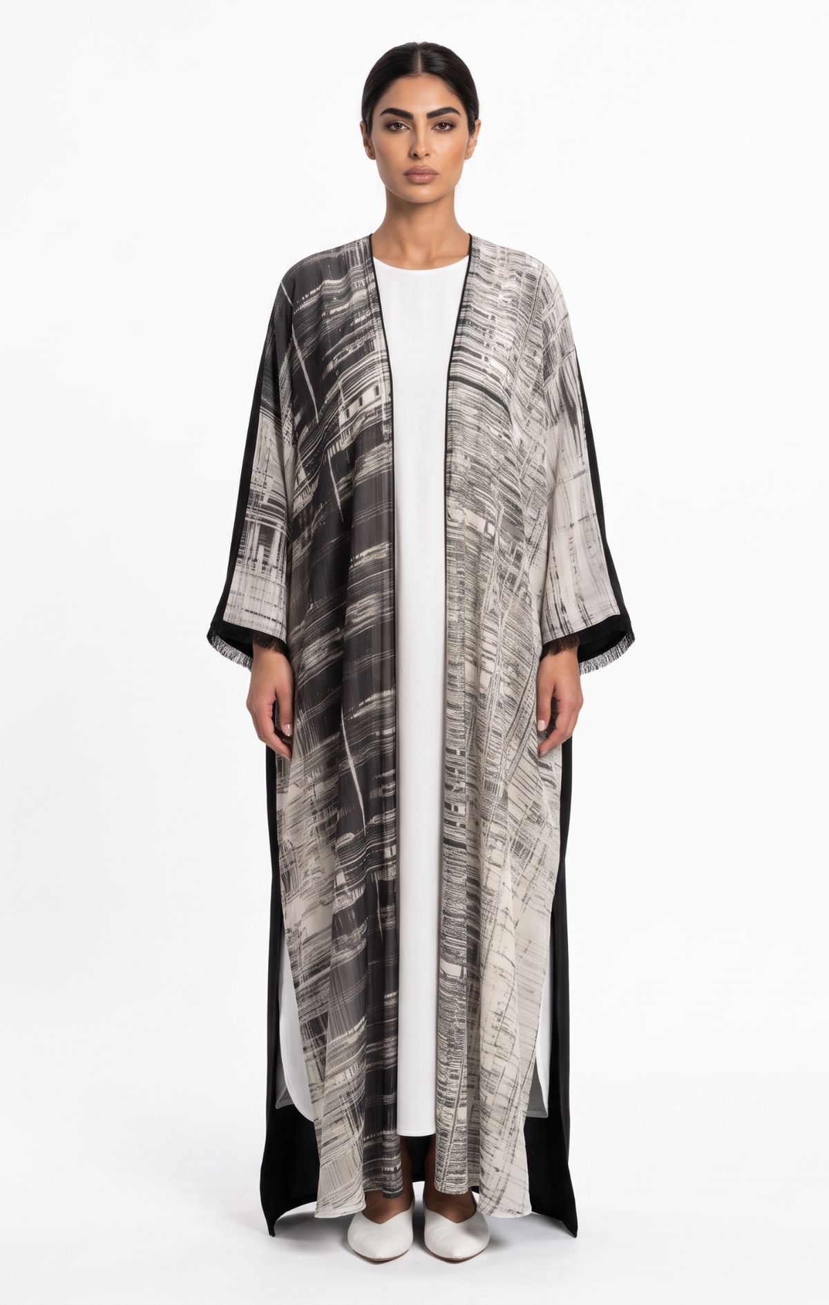 Black Fringe Abaya -  عباية سوداء بالشراشيب