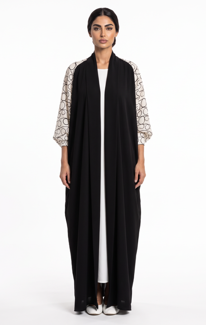Monochrome Abaya - عباية مونوكروم