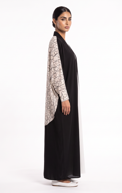 Monochrome Abaya - عباية مونوكروم