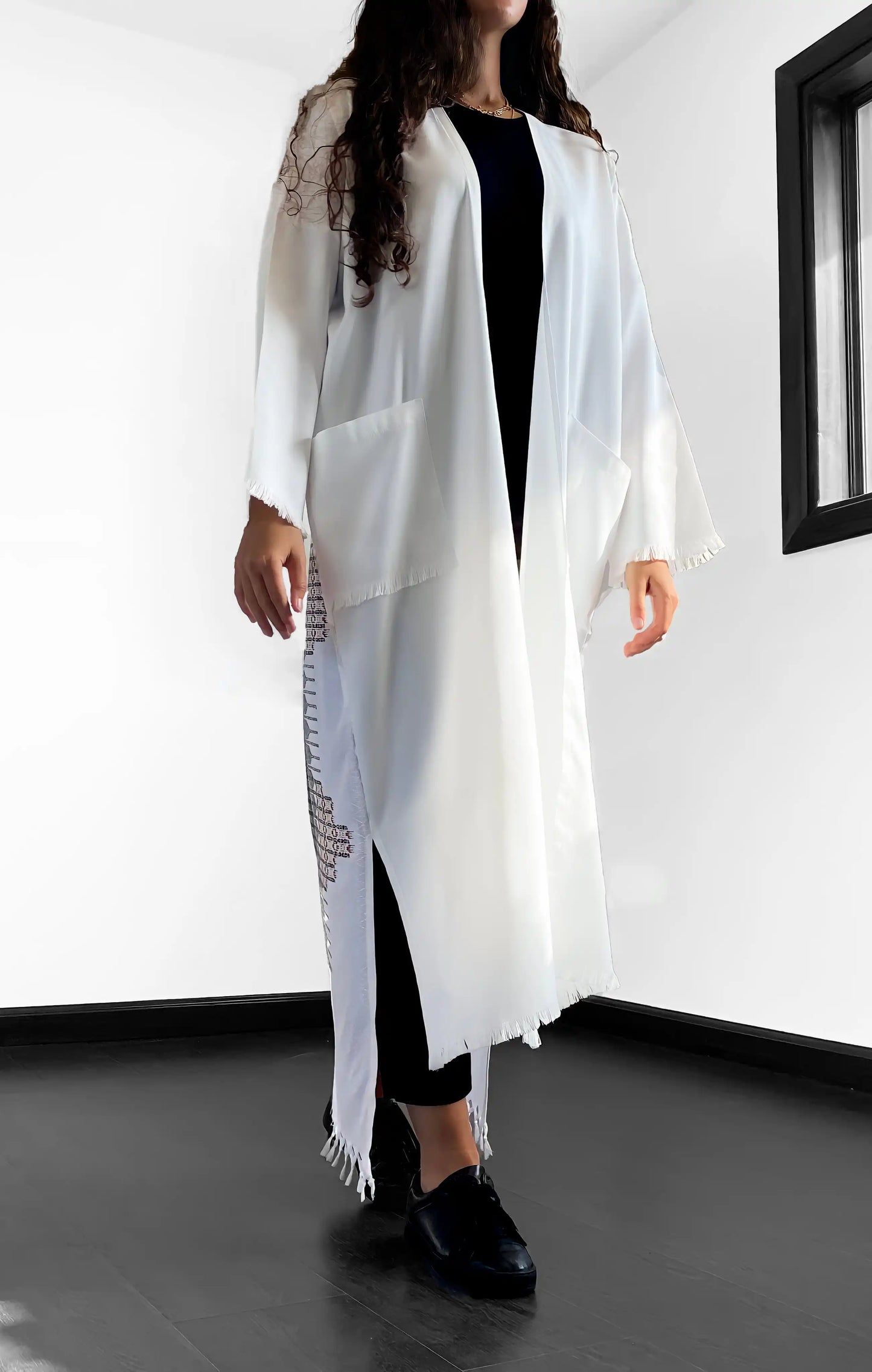 white - Raw Mestika